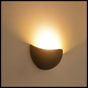 outdoor wall lamp